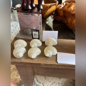 CREATIVE CO-OP Set of 6 Shell Place Card Holders.